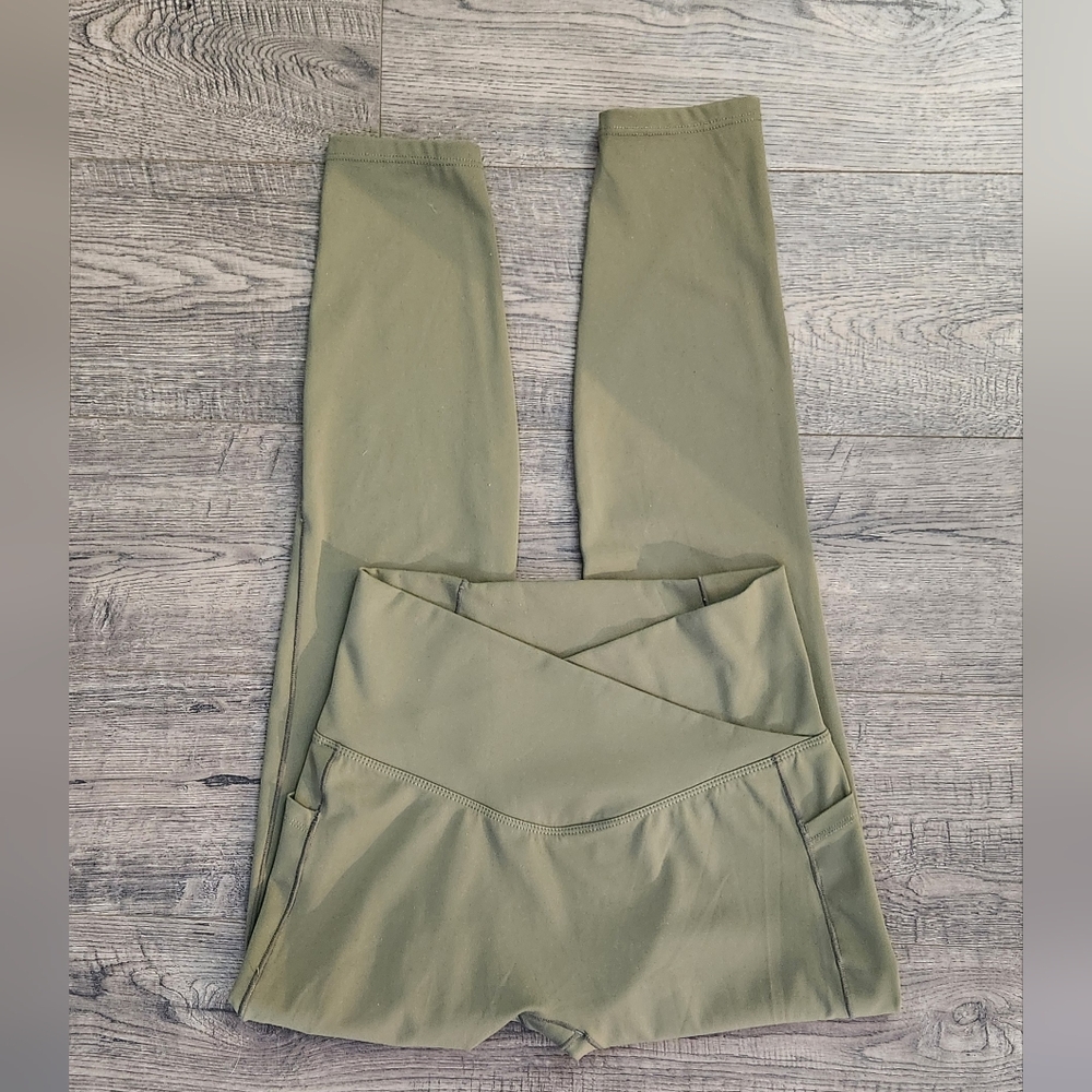 HALARA Olive Green High-Waisted Leggings
